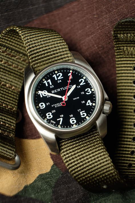 Bertucci A 1s Watch Review A Reliable Quartz Field Watch