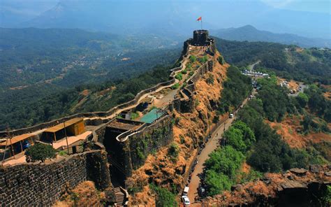 Fort Pratapgad Mahabaleshwar Satara Our Travelogue