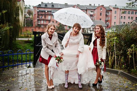 Bei einer hochzeit eingeladen zu werden, ist eine ehre für jeden geladenen gast. Lustige Hochzeitsfotos | HOCHZEIT.de
