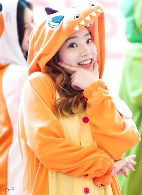 The group is composed of 9 members: Dahyun - Dahyun (TWICE) Fan Art (40199574) - Fanpop