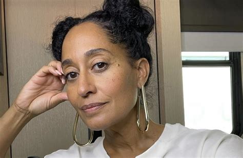 Auntie Is A Problem Tracee Ellis Ross Leaves Fans Stunned After She Shares How She Enhances