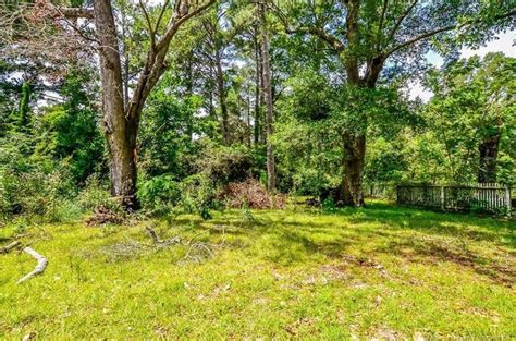 1885 Farmhouse For Sale In Laurinburg North Carolina — Captivating Houses