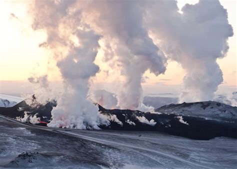 Eyjafjallajökull Katla And Icelands Volcanic Eruptions I Am Reykjavik