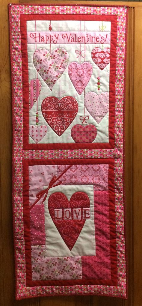 Valentines Day Quilted Door Banner Quilting Projects Quilts Quilt