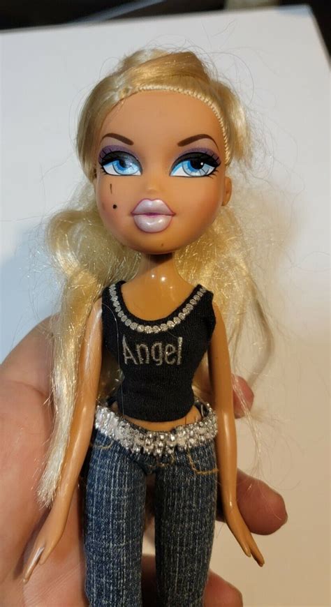 Bratz Forever Diamondz Cloe Doll Original Outfit Mga C191 Ebay