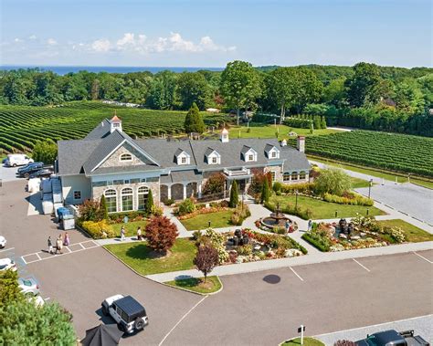 The 10 Best Long Island Wineries And Vineyards Updated 2024