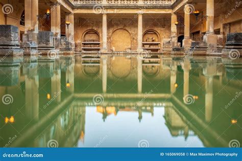 Bath Uk Inside The Roman Baths Stock Photo Image Of Ancient