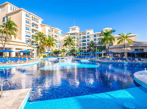 A 900 suites hotel, with five diamond certification face the only whitewater rapids in cancun, cross a circuit of ropes hanging in the air. Occidental Costa Cancún | ¡Obtén Tarifas Especiales!