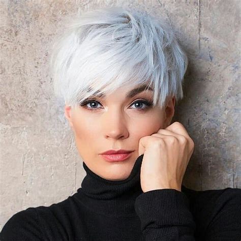 10 Stylish Short Haircuts And Short Hair Color Ideas For Women 2021 2022 In 2021 Short Silver
