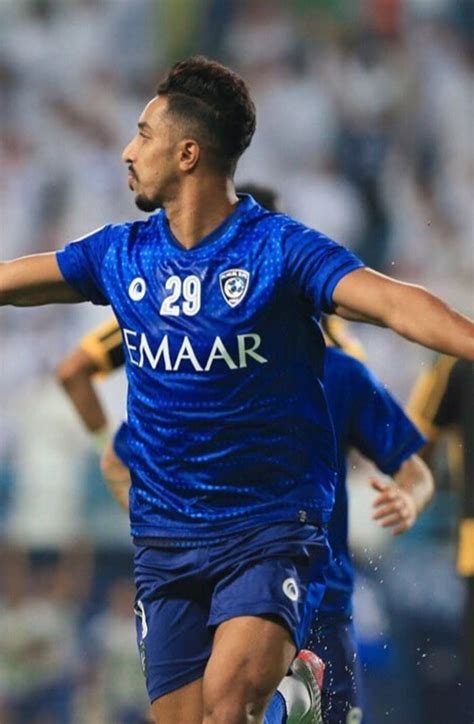 بعد دخول اللاعب الدولي ونجم فريق الهلال سالم الدوسري @ salem_d29 إلى عالم الإبل بحسب إعلانه في # مجلس_الصياهد وإبرامه. سالم الدوسري يفوز بجائزة لاعب الأسبوع في ربع نهائي آسيا