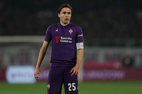 Check out his latest detailed stats including goals, assists, strengths & weaknesses and match ratings. Calciomercato Milan, piace Chiesa: la Fiorentina spara alto