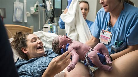 Image Of A Mother With Stretch Marks All Over Her Body To Give Birth