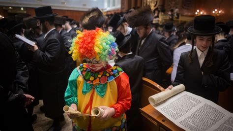 Israelis Celebrate Purim Carnival With Costumes And Drink The Times