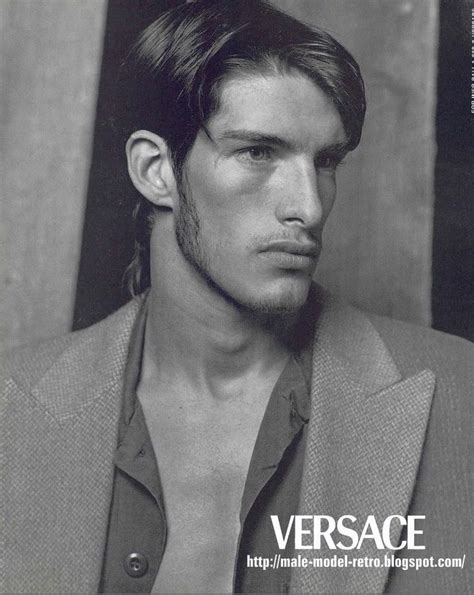 Sin embargo, en poco tiempo, medio mundo ha quedado . Versace - Ivan de Pineda | TOP MODELS Argentina ...