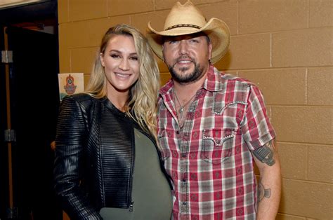 Jason Aldean Gives Wife Brittany Stunning Ring For Mothers Day Pic