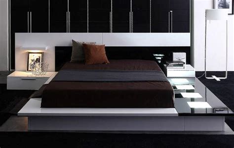 Modrest Impera Contemporary Lacquer Platform Bed California King