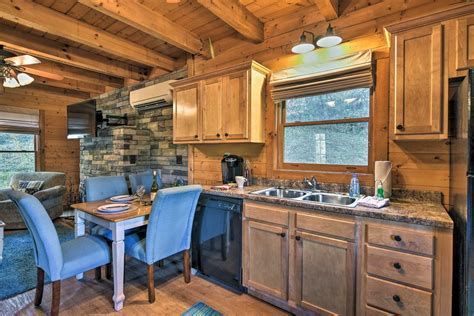 View the cabin photo gallery. Brookside Cabin - Laurel Mountain Retreat