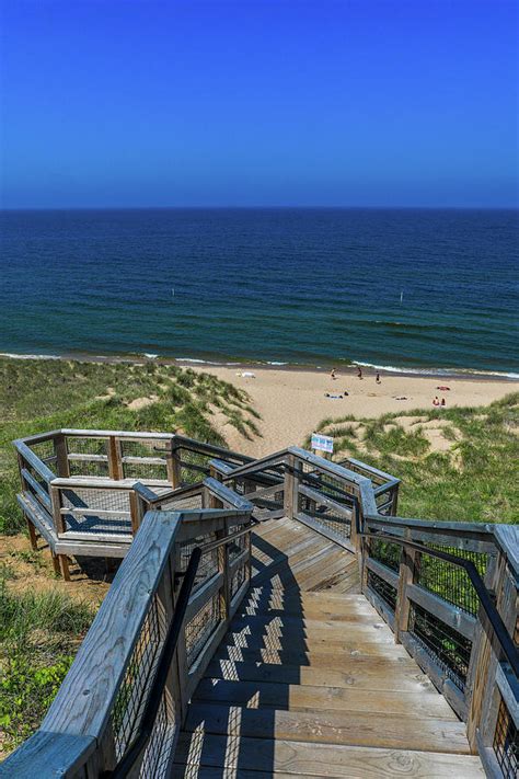 Michigan, climb ve scenic views hakkında 1213 ziyaretçi ziyaretçiden 14 tavsiye ve inceleme tavsiyeyi oku. Tunnel Park Holland Michigan Photograph by Dan Sproul