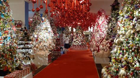 Macy’s Christmas Decoration Shop New York City  Christmas trees blog