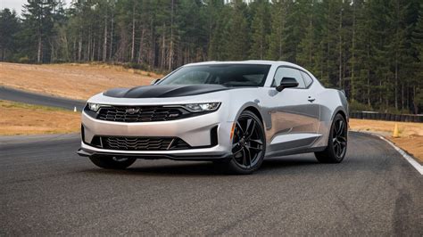2022 Chevy Camaro 1le Performance Package Reverts To V8 Only Option Cnet