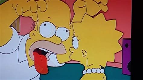 Homer Simpsonlisa Simpson Feigling Homer Simpson Lisa Simpson