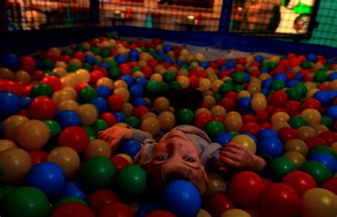 Chuck E Cheese Ball Pit Images And Photos Finder