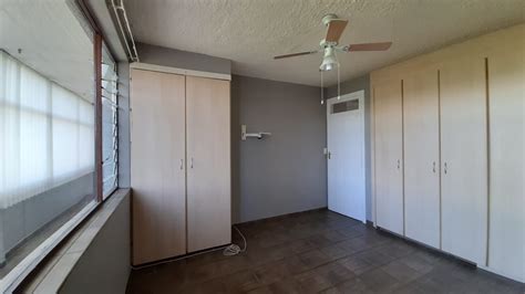 Amanzimtoti Bright And Spacious 2 Bedroom Apartment Available