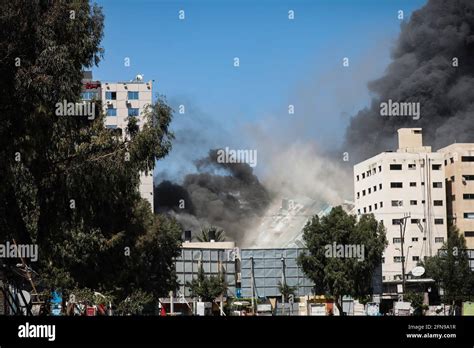 Gaza Palestine 15th May 2021 An Israeli Airstrike Destroys A High