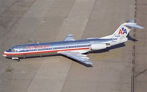 American Airlines Fokker 100