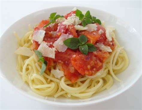 Spaghetti Mit Tomaten Knoblauch Sauce Rezept Ichkoche At My Xxx Hot Girl