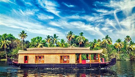 Top 10 Incredible Places To Visit In Kerala For A One Day Trip