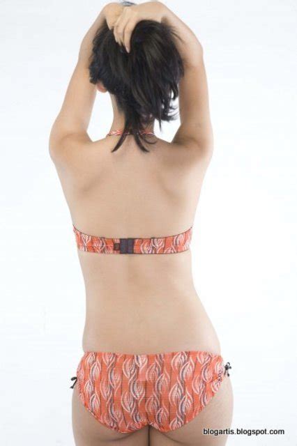 Foto Hot Syur Bikini Upskirt Artis Indonesia Foto Bikini Tika Putri