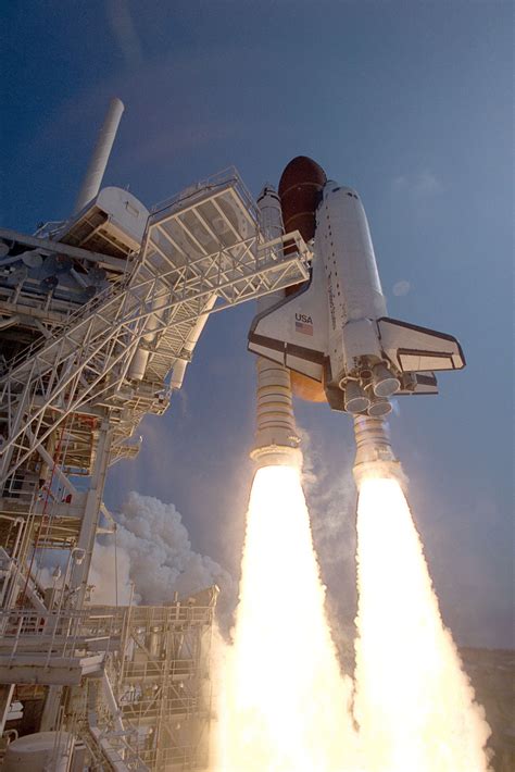 25 Years Ago Today The Space Shuttle Atlantis Blasts Off From Cape