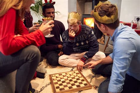 10 Unique Board Games To Play With Your Friends And Significant Other