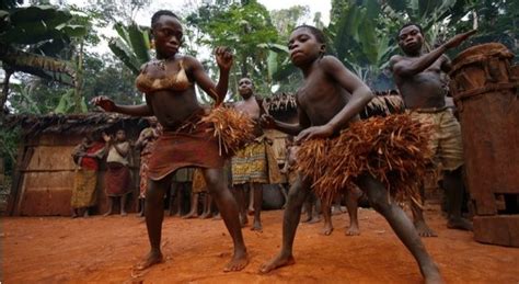 Pygmy Tribe Africa Central African Republic Dancers  640×350 Tribes And Ancient Cultures
