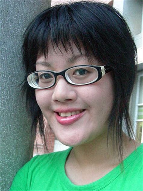 photo 1460723916 vi asian girls wearing glasses album micha photo and video