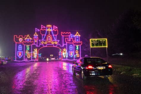 Festive Drive Through Christmas Light Displays In Pennsylvania