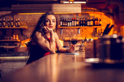 The Gutsy Girl S Guide To Drinking Alone