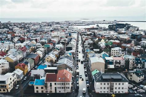 Five Beautiful Iceland Towns That Will Take Your Breath Away