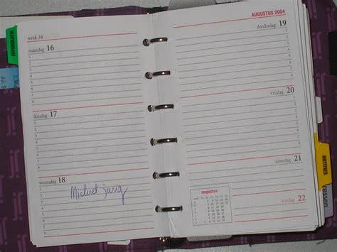 What's the first item on the agenda? Agenda - Wikipédia, a enciclopédia livre