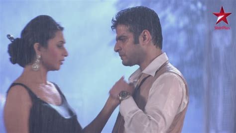 Yeh Hai Mohabbatein S08e17 Ishita And Raman Dance In The Rain Full