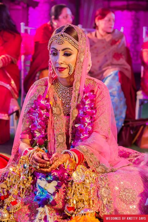 To get this look, start with a primer foundation and use a concealer on the under indian wedding guest makeup. Pin on Makeup For Wedding Guest