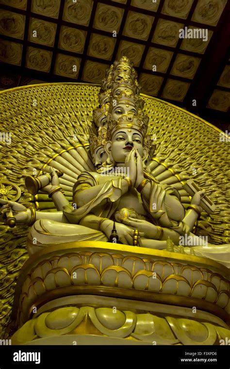 Thousand Hands Buddha Hi Res Stock Photography And Images Alamy