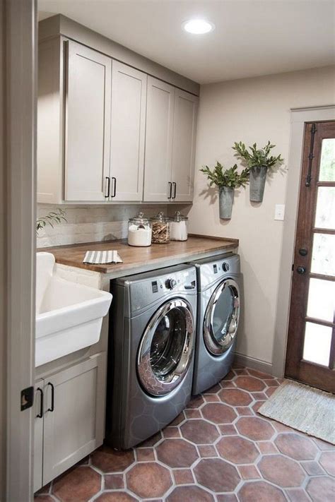 35 Stunning Rustic Functional Laundry Room Ideas Best For