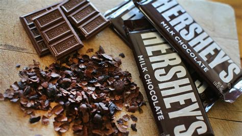 Hersheys First Chocolate Bar Redesign In 125 Years Looks Quite