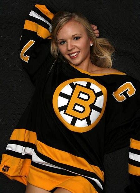 Boston Bruins Hot Chicks In Hockey Jerseys