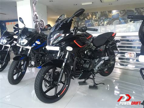Colour options and price in india. New 2019 Bajaj Pulsar 180F spotted at dealership