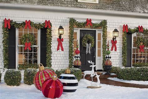 Christmas Porch Decorations 15 Holly Jolly Looks