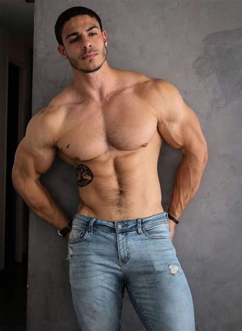 Pin Em Hunks In Jeans And Jean Shorts