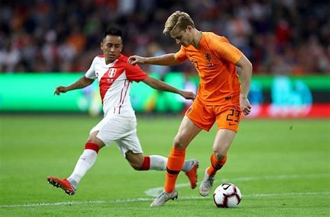 Frenkie de jong at soccerway. Frenkie de Jong: A prodigy awaiting the kickstart to his ...